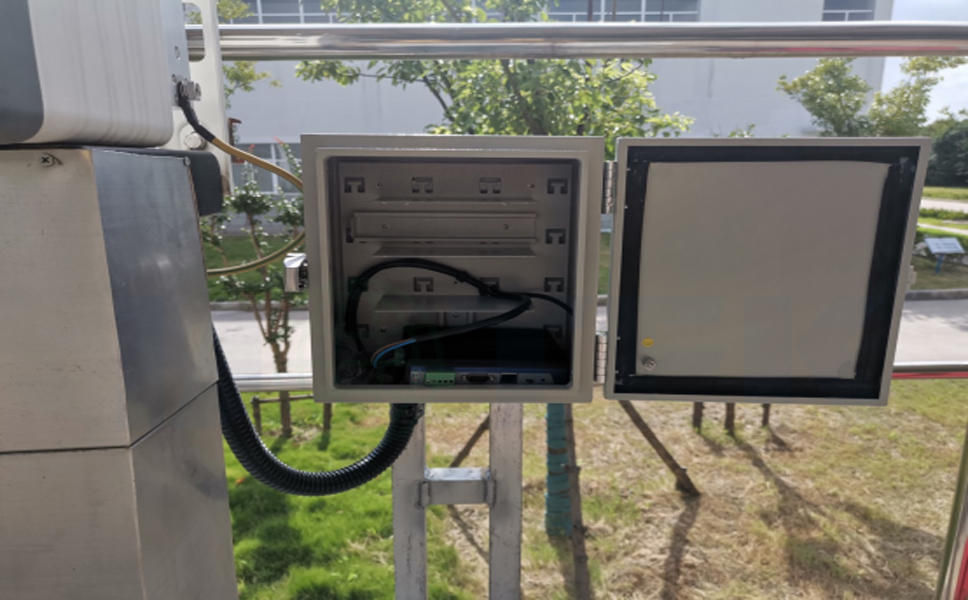 光伏發(fā)電數據傳輸設備串口服務器.jpg